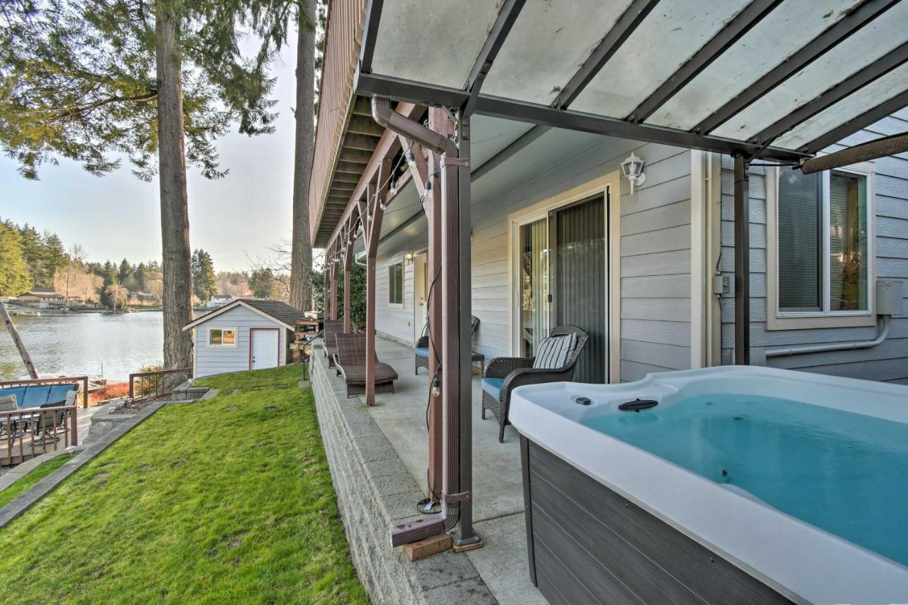 The Peacock House - Waterfront Home With Hot Tub! Olympia Ngoại thất bức ảnh